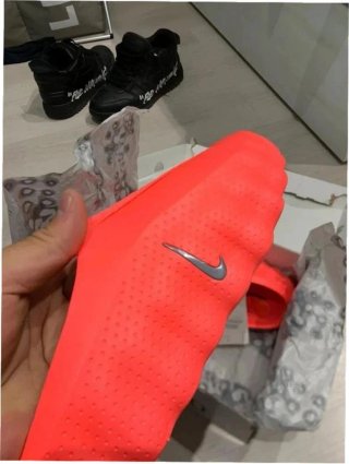 Nike Mind 001 Rojo Solar EU 43 Nuevas