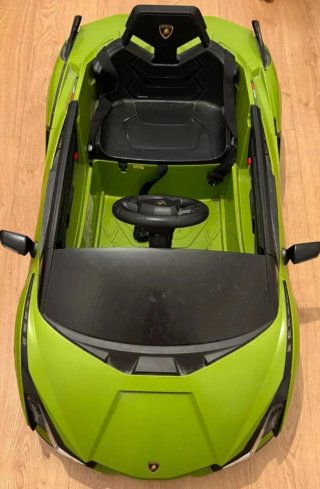 Lamborghini Aventador 2025