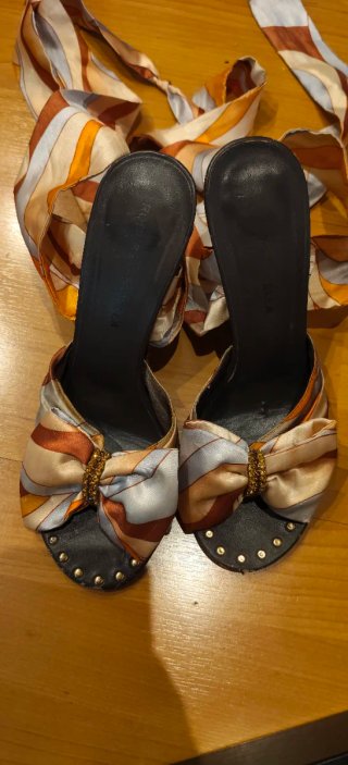 Zapatos Roberto Botella multicor con cintas