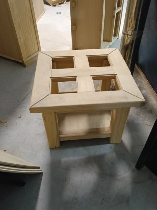Mesa de centro de madera natural