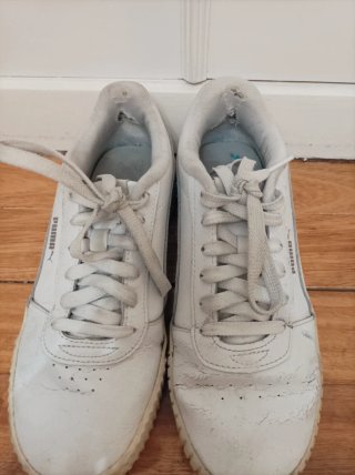 Zapatillas Puma Mujer Blancas y Beige