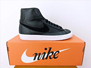 NIKE BLAZER MID '77