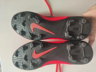 Zapatillas Fútbol Nike mercurial Rojas