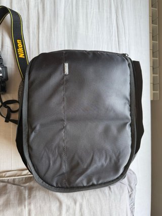 Cámara Nikon D5300 + objetivo y accesorios