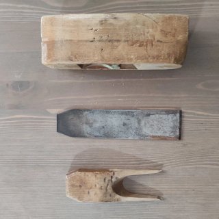 Cepillo de carpintero madera antiguo