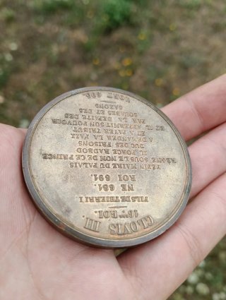 Medalla Francesa Clovis III Rey de Francia