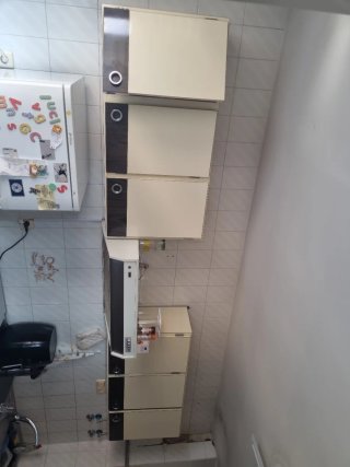 Muebles de cocina colgantes + extractor