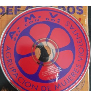 Def Con Dos - A.M.V. (Agrupación De Mujeres Violen