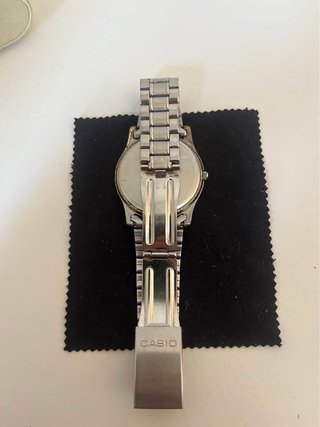 Orologio Casio Uomo Nero e Argento