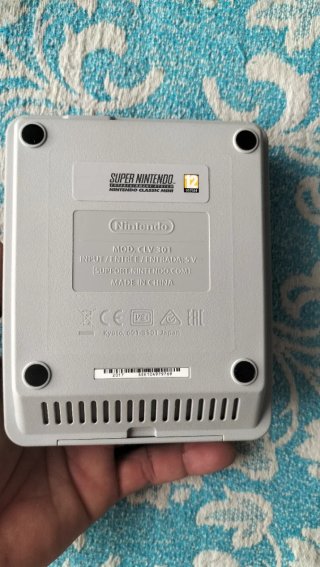 Nintendo Classic Mini SNES grigio