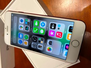 iPhone 7 128GB Rojo - Batería Nueva