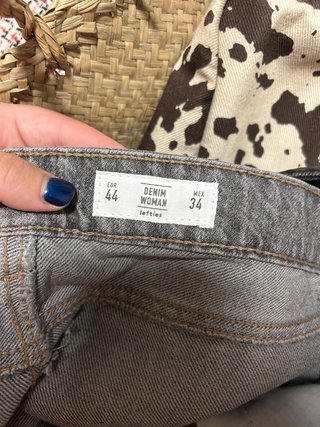 Pantalón Vaquero Gris