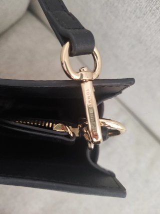 Bolso Negro Tommy Hilfiger