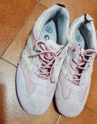 Scarpe da ginnastica rosa