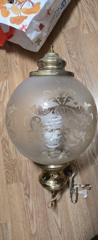 Lámpara Vintage Cristal Grabado Latón