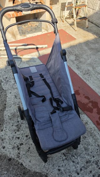 Silla de paseo Inglesina Quid gris
