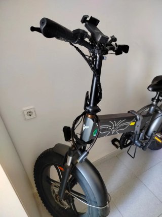 Bicicleta eléctrica plegable