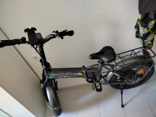 Bicicleta eléctrica plegable
