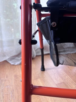 Andador adultos Mobiclinic Plegable con Asiento