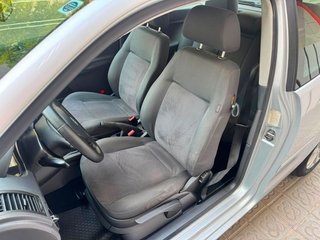 Volkswagen Polo 1.4 Advance 80cv