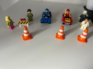 Lego Figuras y Accesorios.