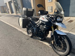 Triumph Tiger 800