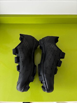Bota Ciclismo Rockrider Talla 40.5 Con calas