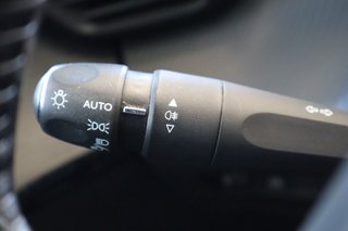 Peugeot e-208 Eléctrico Allure