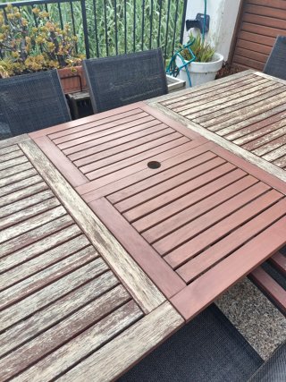 Mesa extensible y 6 sillas exterior