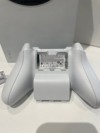 Xbox Series S 512GB + Mando Blanco