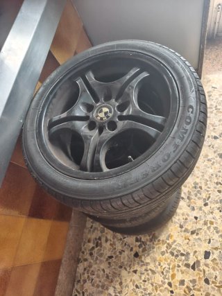 Llantas BMW 18 pulgadas (negociables)
