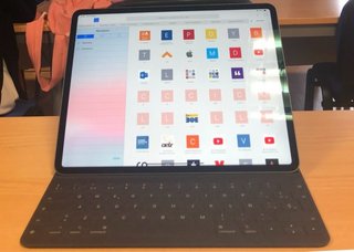 iPad Pro 3ª gen 12,9 + Pencil + Teclado + Cargador