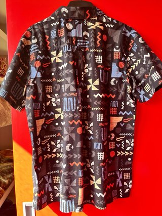 Camisa Columbia Estampado Geométrico Manga Corta
