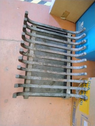 Rejilla para chimenea de metal