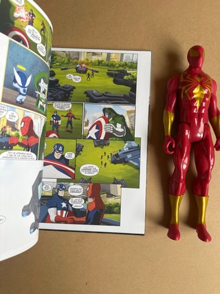 Marvel Ultimate Spider-Man mas figura
