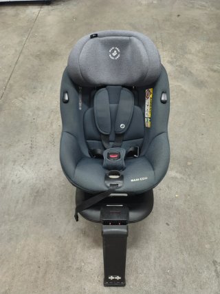 Silla de coche Maxi-Cosi giratoria. Marca mica