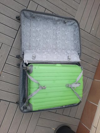 2 Maletas Rígidas de Viaje Verdes