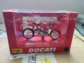 Modellino Ducati MH900e Maisto 1:18