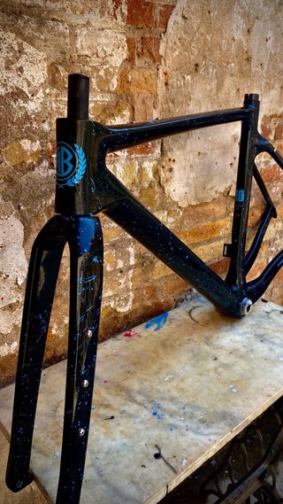 Bicicleta de carbono personalizada