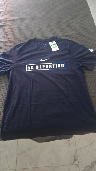 Camiseta Nike Deportiva Talla XL.