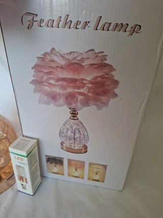 Lámpara de Mesa Rosa y Dorada