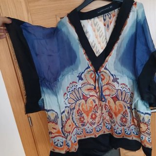 Blusa Zara Estampada Talla M