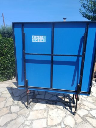 Mesa de ping pong azul