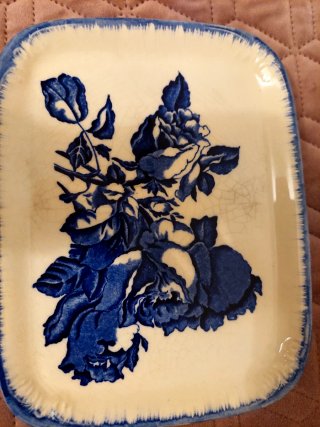 Formaggiera antica Ironstone con coperchio