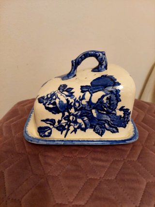 Formaggiera antica Ironstone con coperchio