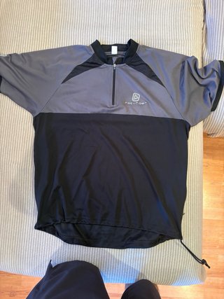 Chaqueta Btwin Naranja/Negra, camisetas y culote