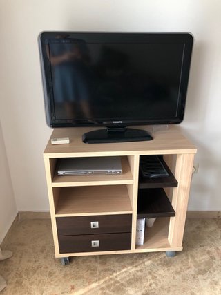 Mueble TV y mesa auxiliar madera