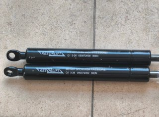 Kit Montanti Letto a Scomparsa con Ammortizzatori 600N