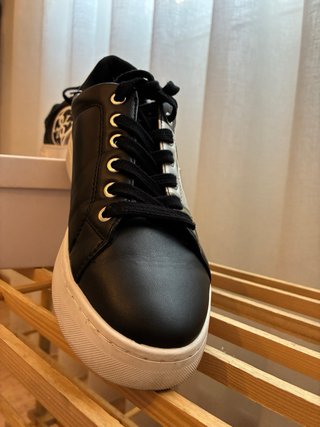 Zapatillas Guess