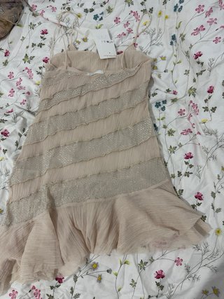 Vestido Zara con abalorios